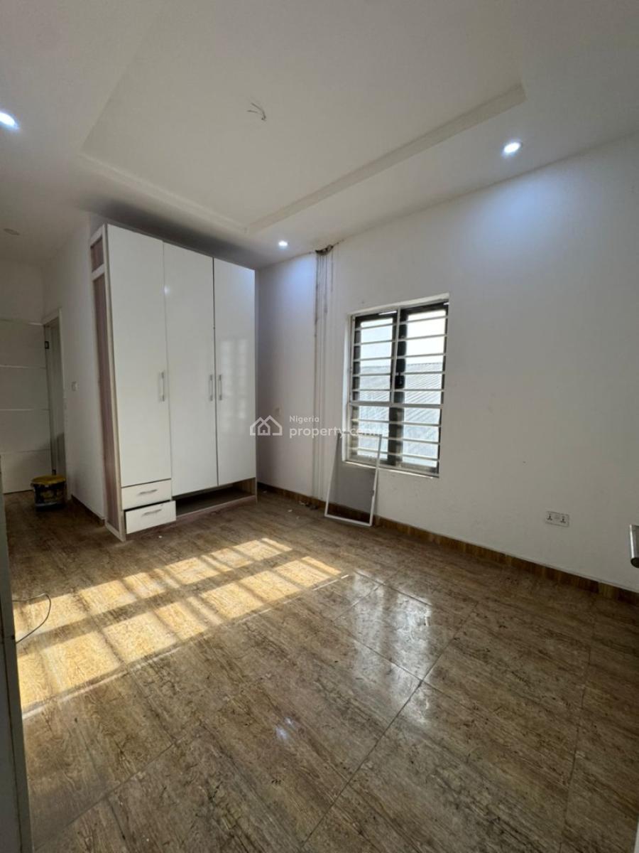 Very Big Semi Masters Bedroom, Orchid Roadabout, Lekki, Lagos, Self Contain (single Rooms) for Rent