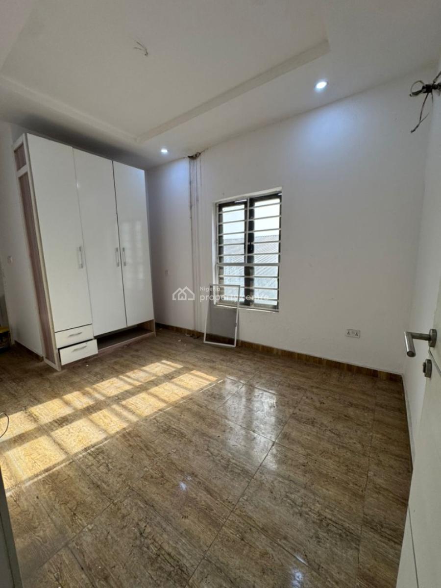 Very Big Semi Masters Bedroom, Orchid Roadabout, Lekki, Lagos, Self Contain (single Rooms) for Rent