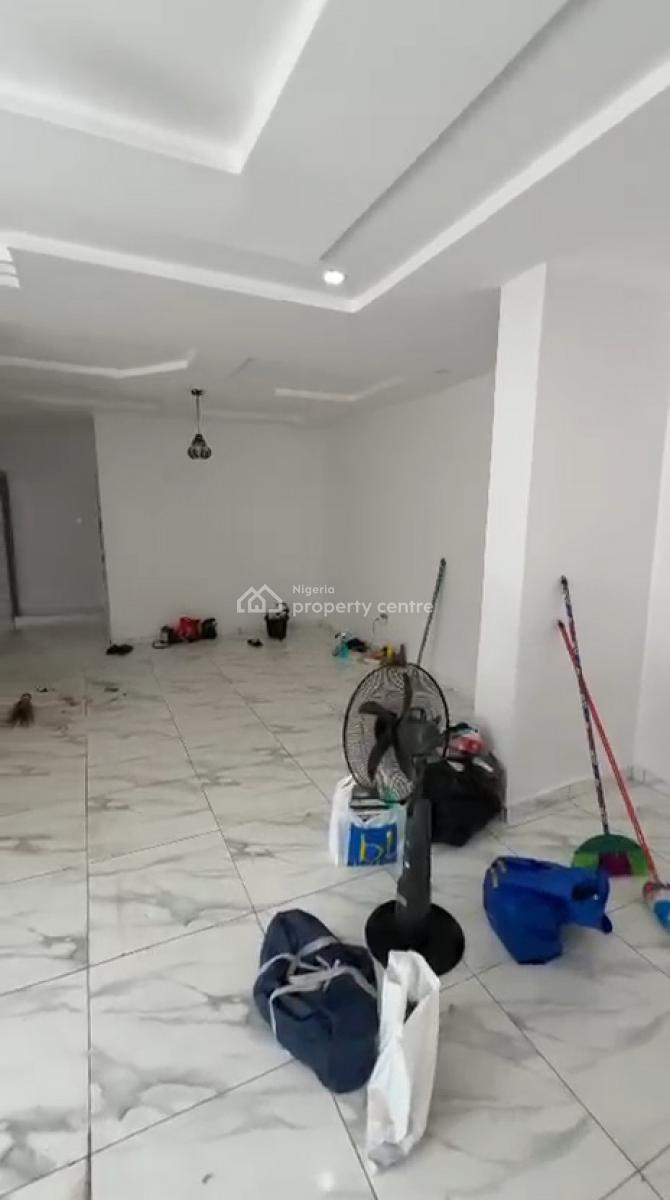 Well Maintained Spacious and Self Serviced 2 Bedroom Apartment, Orchid Road, Lekki, Lagos, Flat / Apartment for Rent