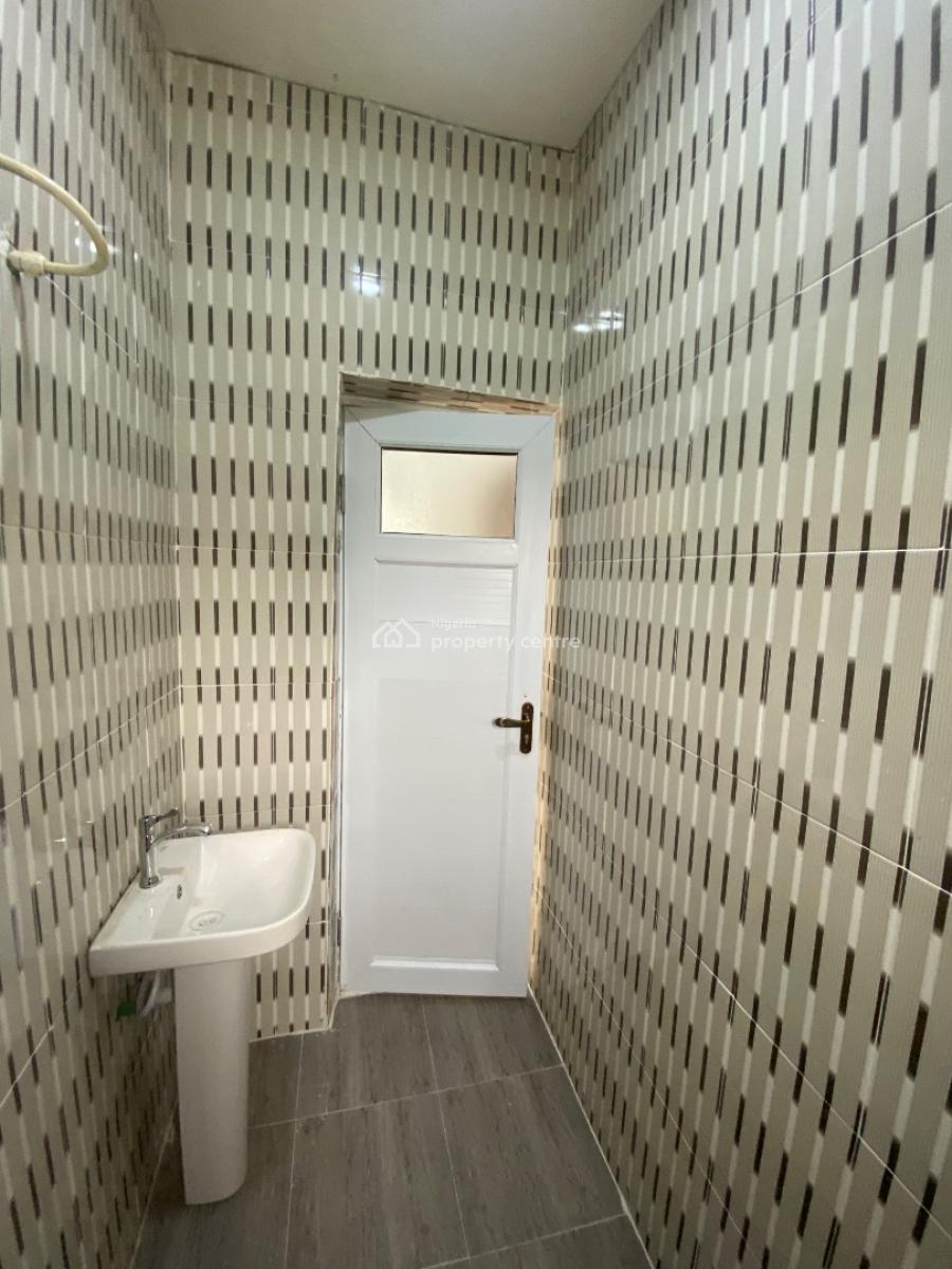 Standard One Bedroom Apartment Upstairs, Peaceland Area, Ogombo, Ajah, Lagos, Flat / Apartment for Rent