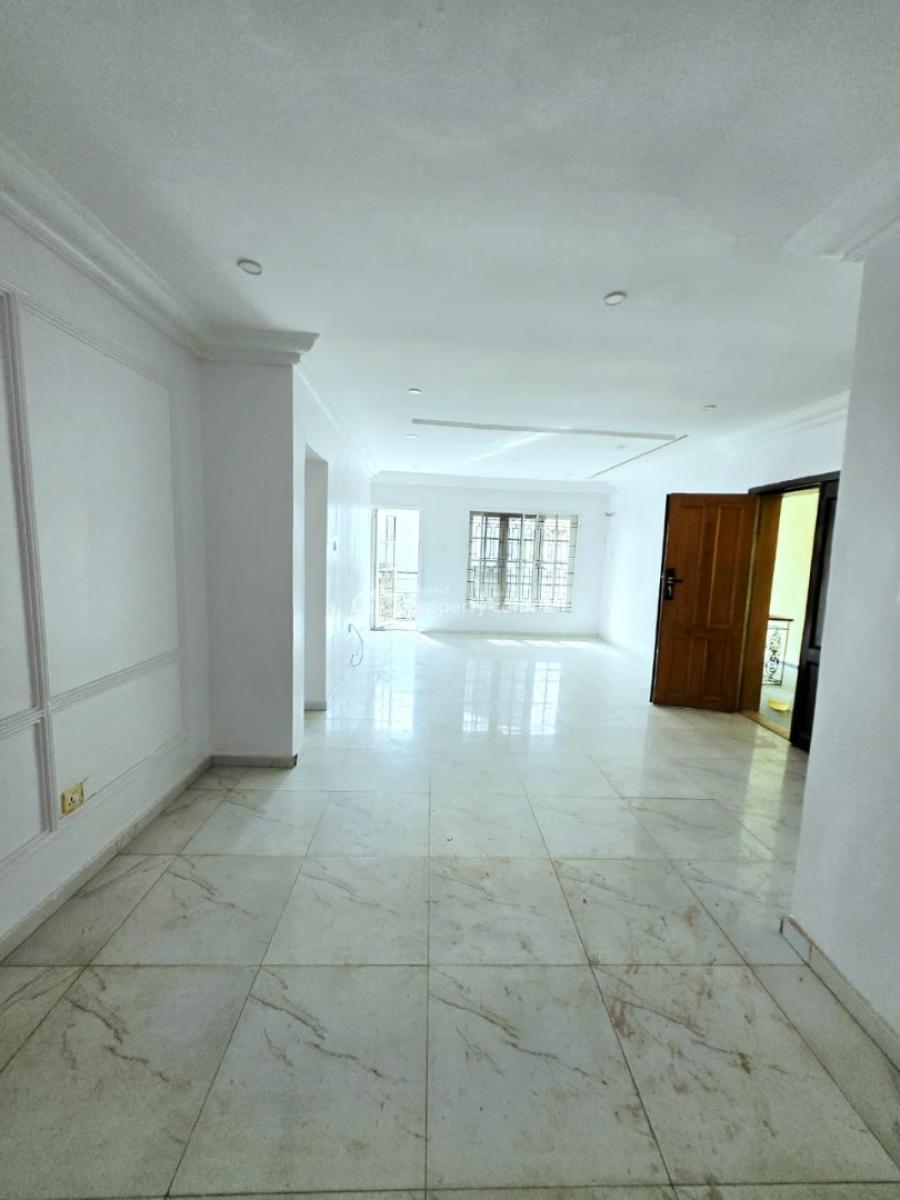 Well-maintained, Self-serviced 2 Units of 3-bedroom Apartment, Lekki Phase 1, Lekki, Lagos, Flat / Apartment for Rent