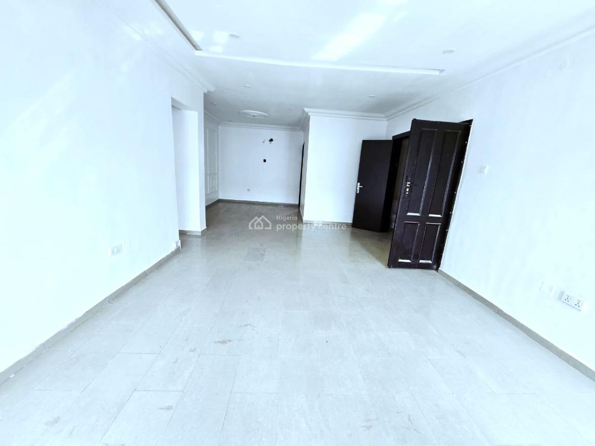 Well-maintained, Self-serviced 2 Units of 3-bedroom Apartment, Lekki Phase 1, Lekki, Lagos, Flat / Apartment for Rent