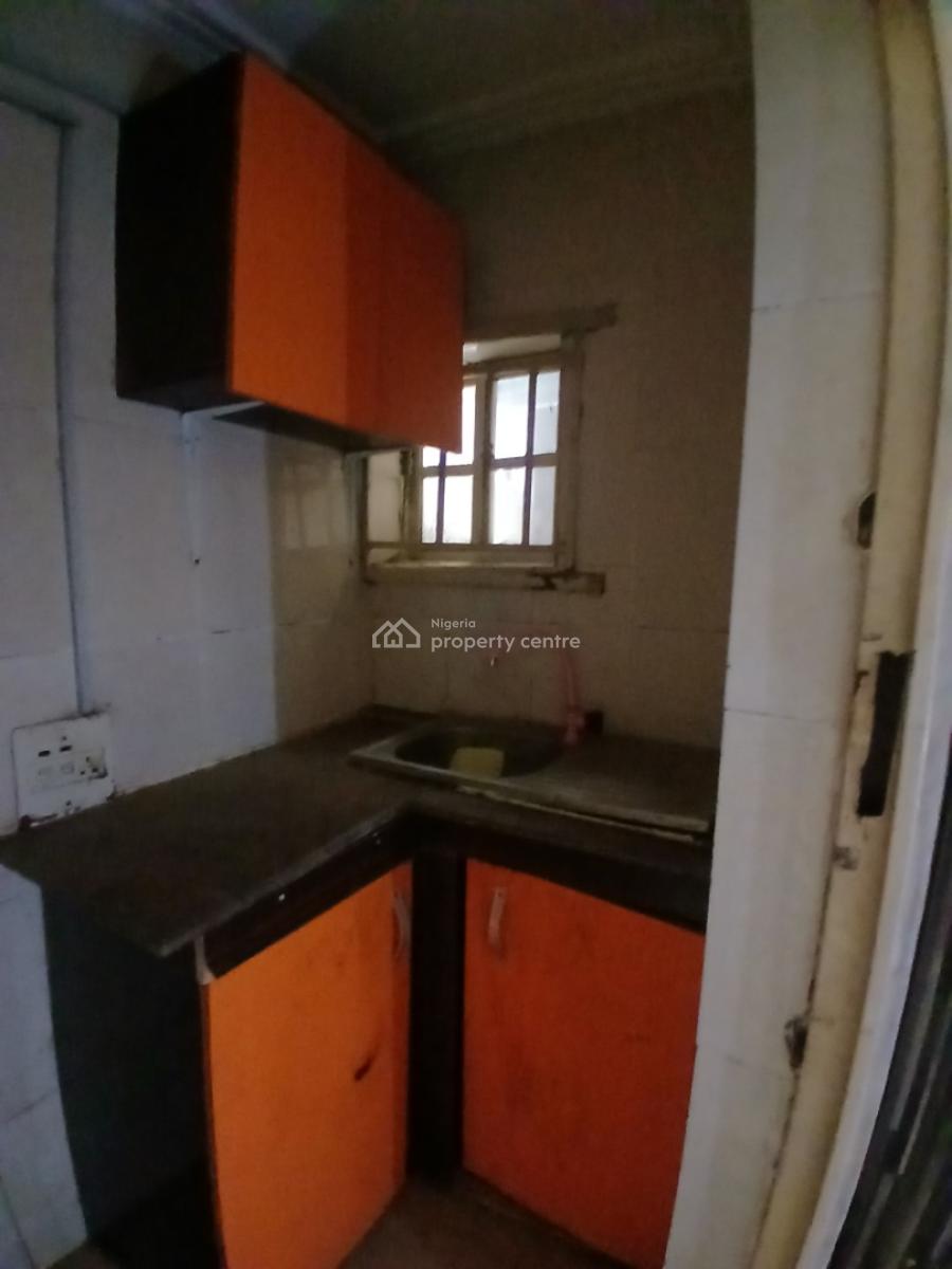 a Room Self Contain, Garki, Abuja, Self Contain (single Rooms) for Rent