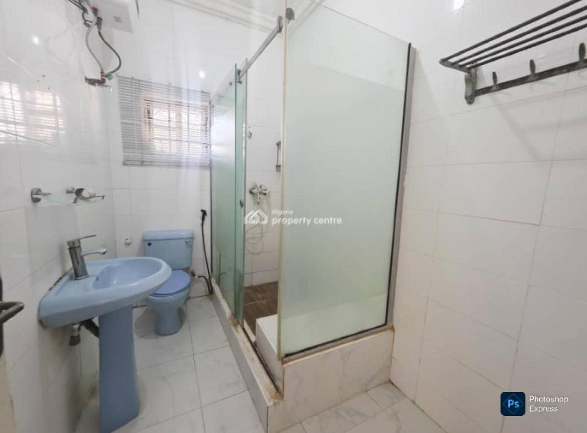 3 Bedroom Cool Flat, Admiralty Way, Lekki Phase 1, Lekki, Lagos, Flat / Apartment for Rent