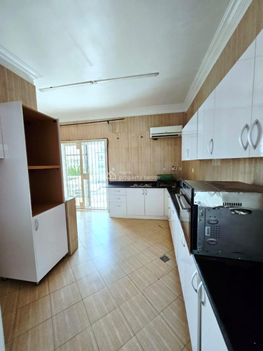 Well Maintained Waterfront 2-bedroom Apartment, Old Ikoyi, Ikoyi, Lagos, Flat / Apartment for Rent