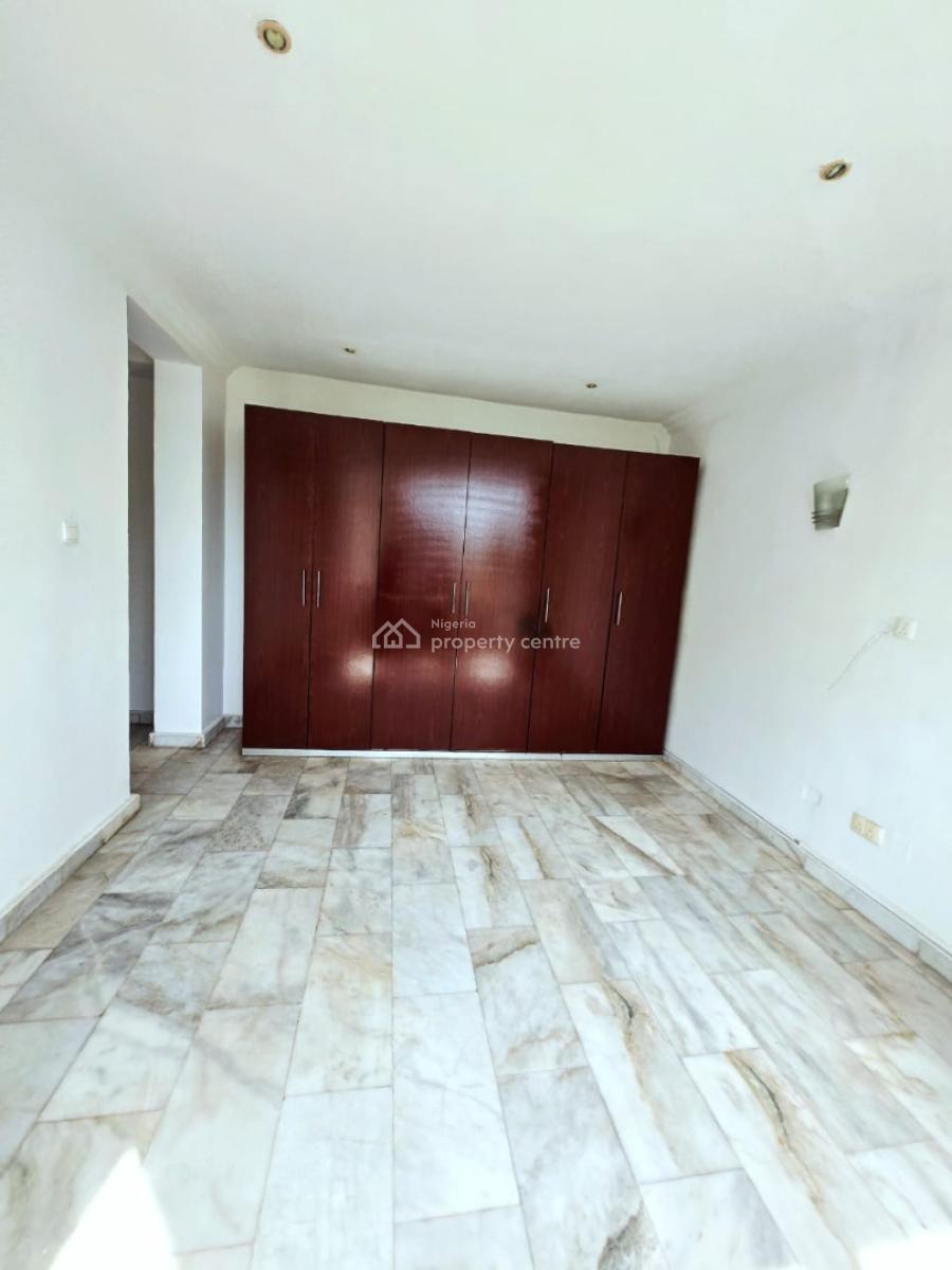 Well Maintained Waterfront 2-bedroom Apartment, Old Ikoyi, Ikoyi, Lagos, Flat / Apartment for Rent