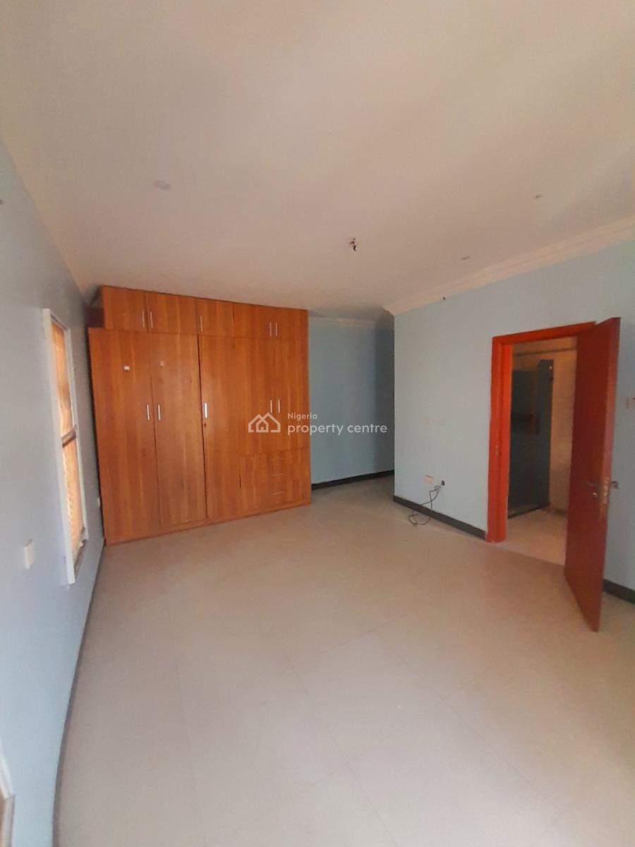 Spacious 3-bedroom Apartment -- Chevron Drive, Lekki, Chevron Drive, Lekki, Lagos, Terraced Duplex for Rent