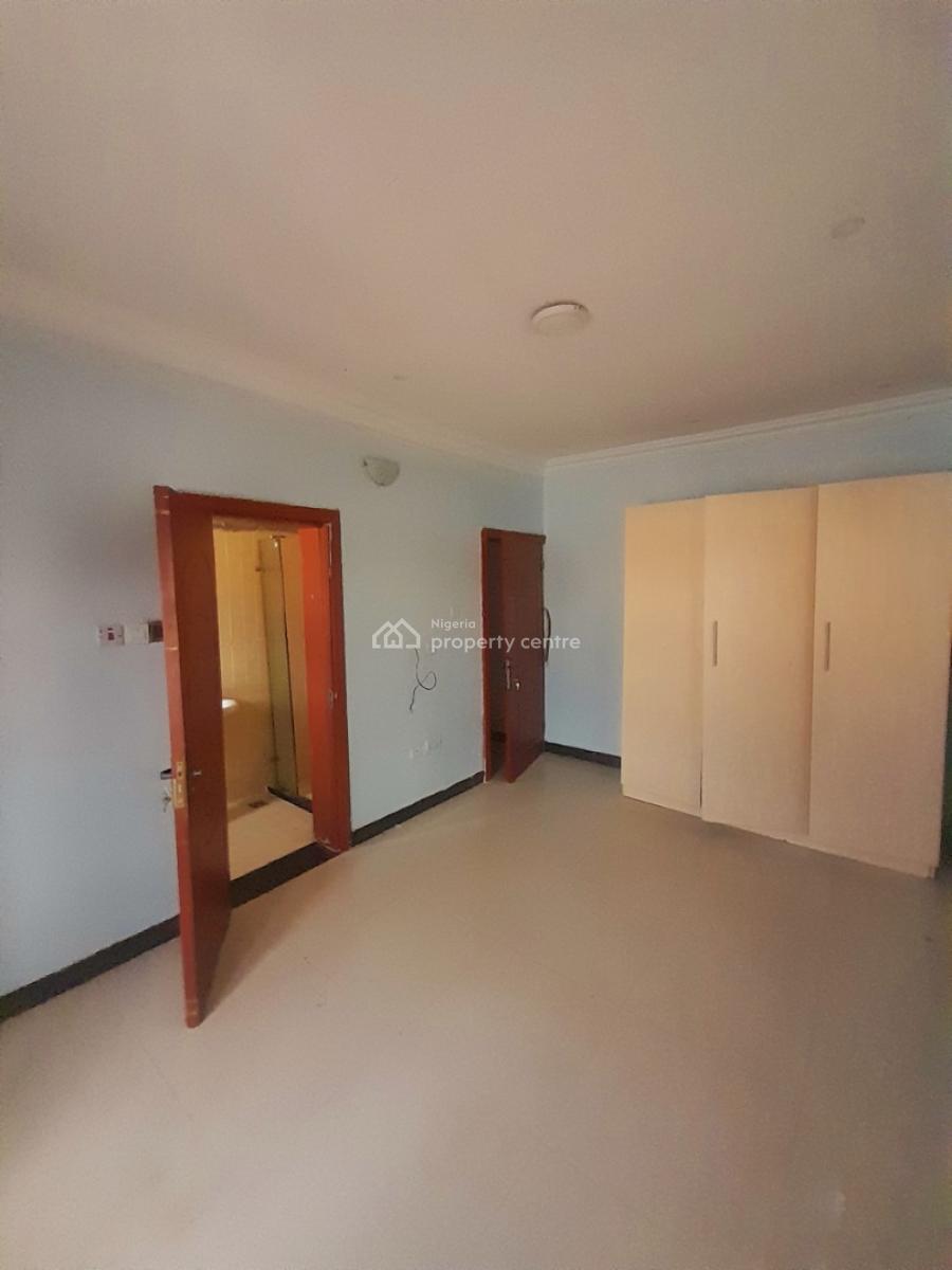 Spacious 3-bedroom Apartment -- Chevron Drive, Lekki, Chevron Drive, Lekki, Lagos, Terraced Duplex for Rent
