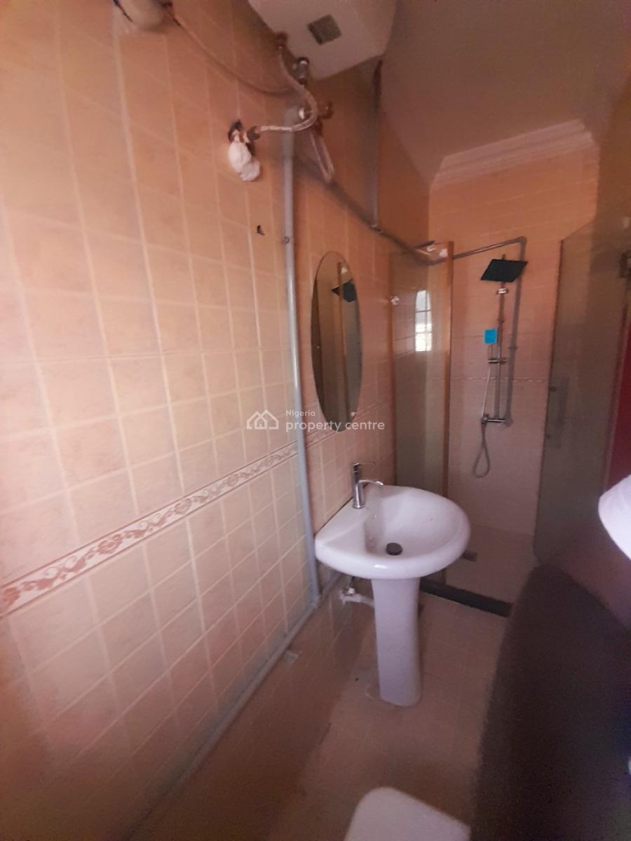 Spacious 3-bedroom Apartment -- Chevron Drive, Lekki, Chevron Drive, Lekki, Lagos, Terraced Duplex for Rent