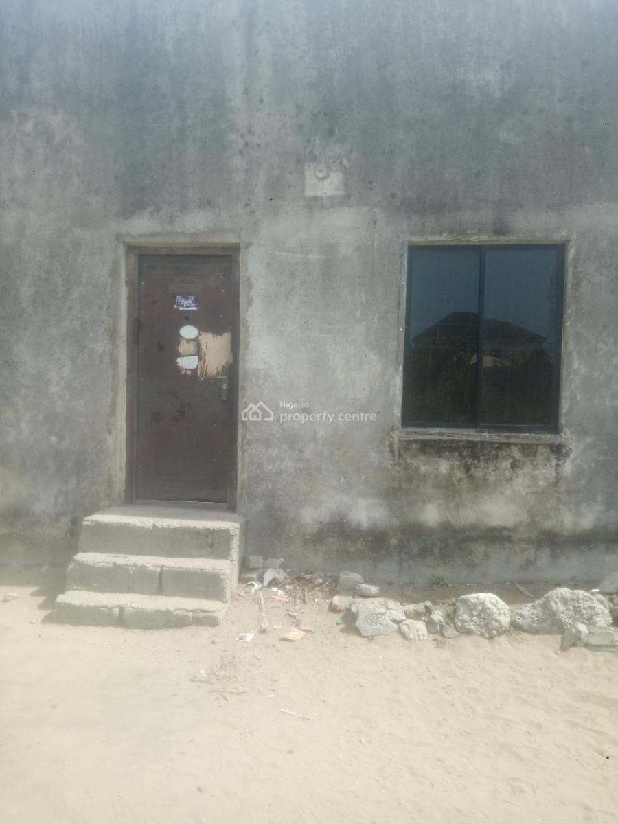 Very Spacious Self Contained Apartment, Paradise Estate, Lakowe, Ibeju Lekki, Lagos, Self Contain (single Rooms) for Rent