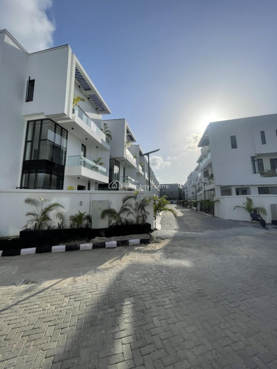 Impeccable Finnished 4 Bedroom Semi-detached Triplex + Bq, Orchid Road, Lekki, Lagos, Semi-detached Bungalow for Sale