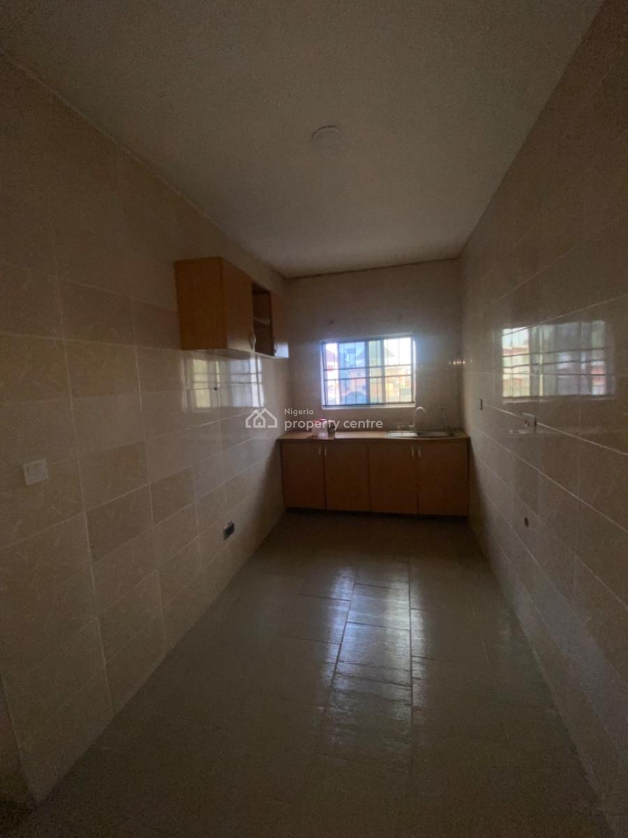 Clean 2 Bedroom Flat Close to Express, Lbs Close to The Express, Sangotedo, Ajah, Lagos, Flat / Apartment for Rent