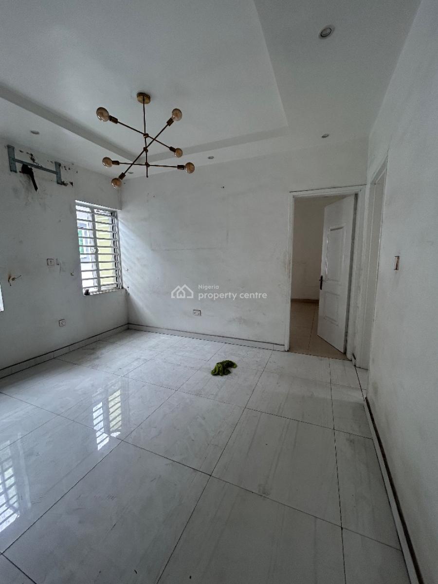 Well Maintained and Spacious 2bedroom   Open Plan Kitchen, Osapa, Lekki, Lagos, Flat / Apartment for Rent