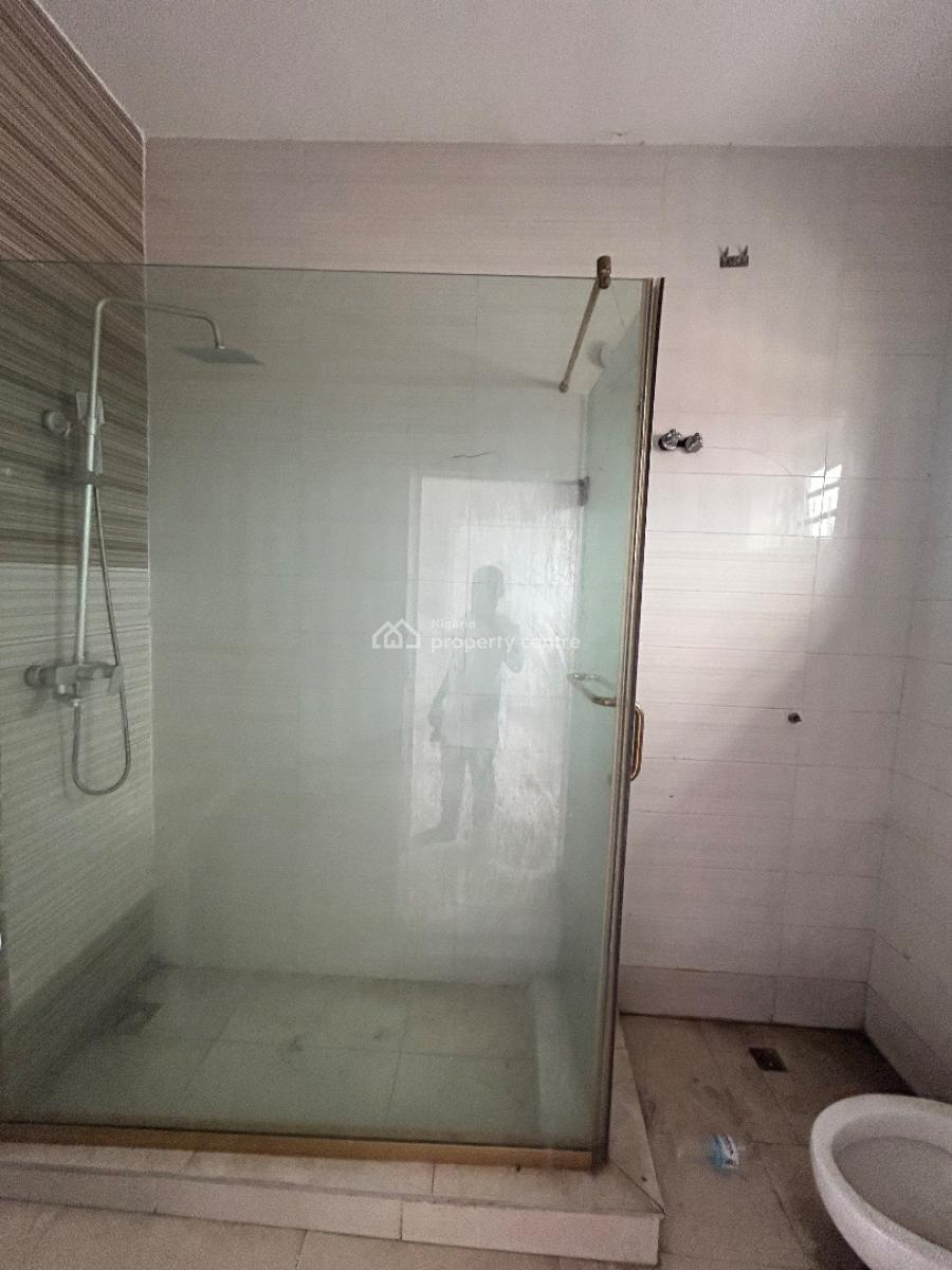 Well Maintained and Spacious 2bedroom   Open Plan Kitchen, Osapa, Lekki, Lagos, Flat / Apartment for Rent