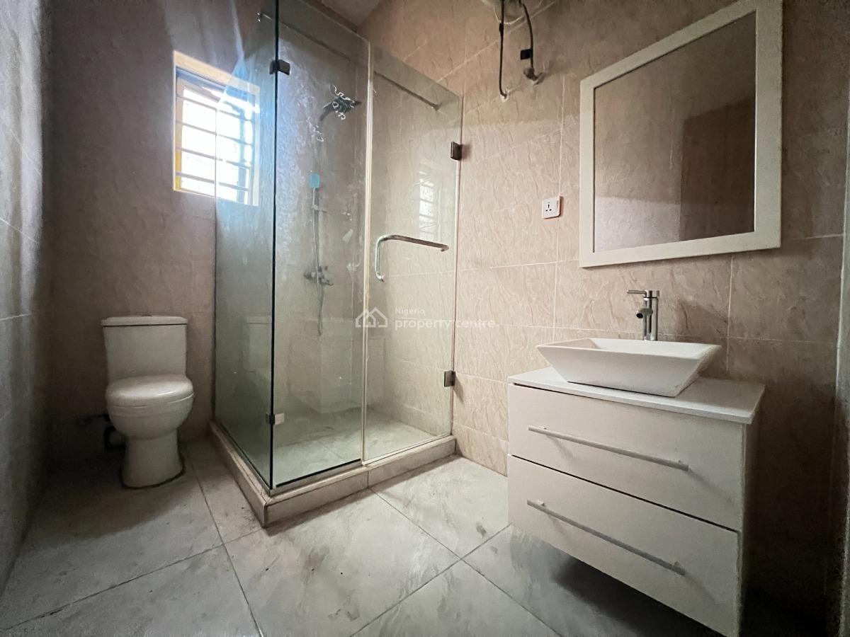 4 Bedroom Terrace Available, Lekki Phase 2, Lekki, Lagos, Terraced Duplex for Sale