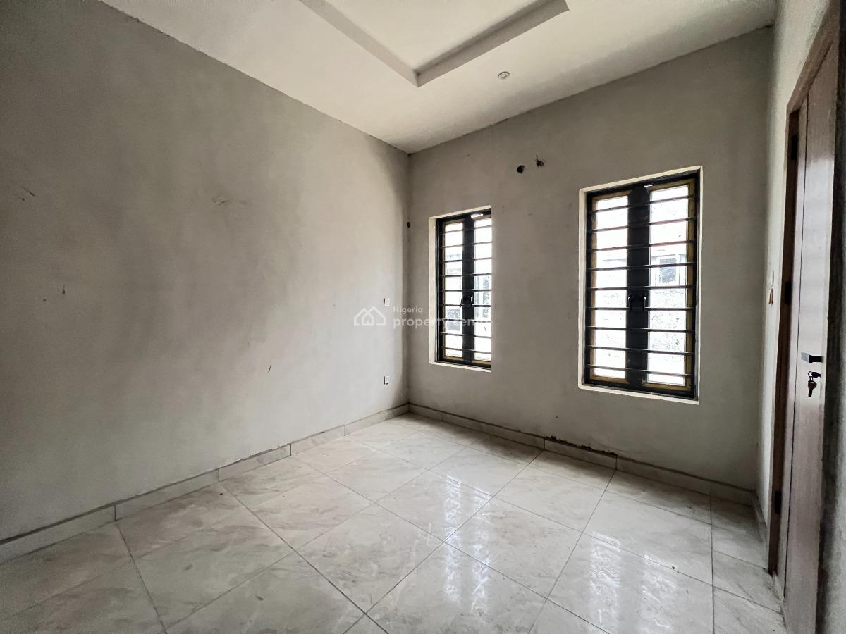 4 Bedroom Terrace Available, Lekki Phase 2, Lekki, Lagos, Terraced Duplex for Sale