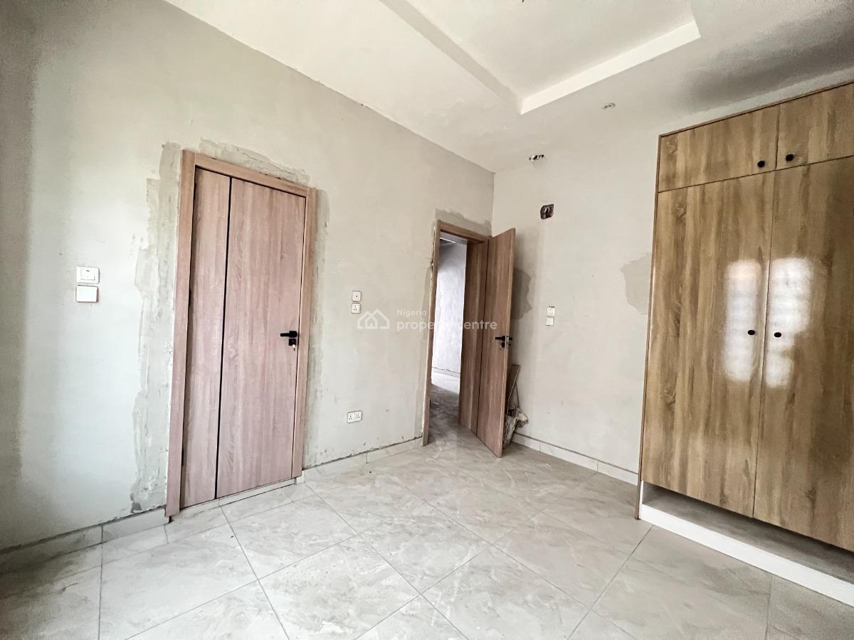 4 Bedroom Terrace Available, Lekki Phase 2, Lekki, Lagos, Terraced Duplex for Sale