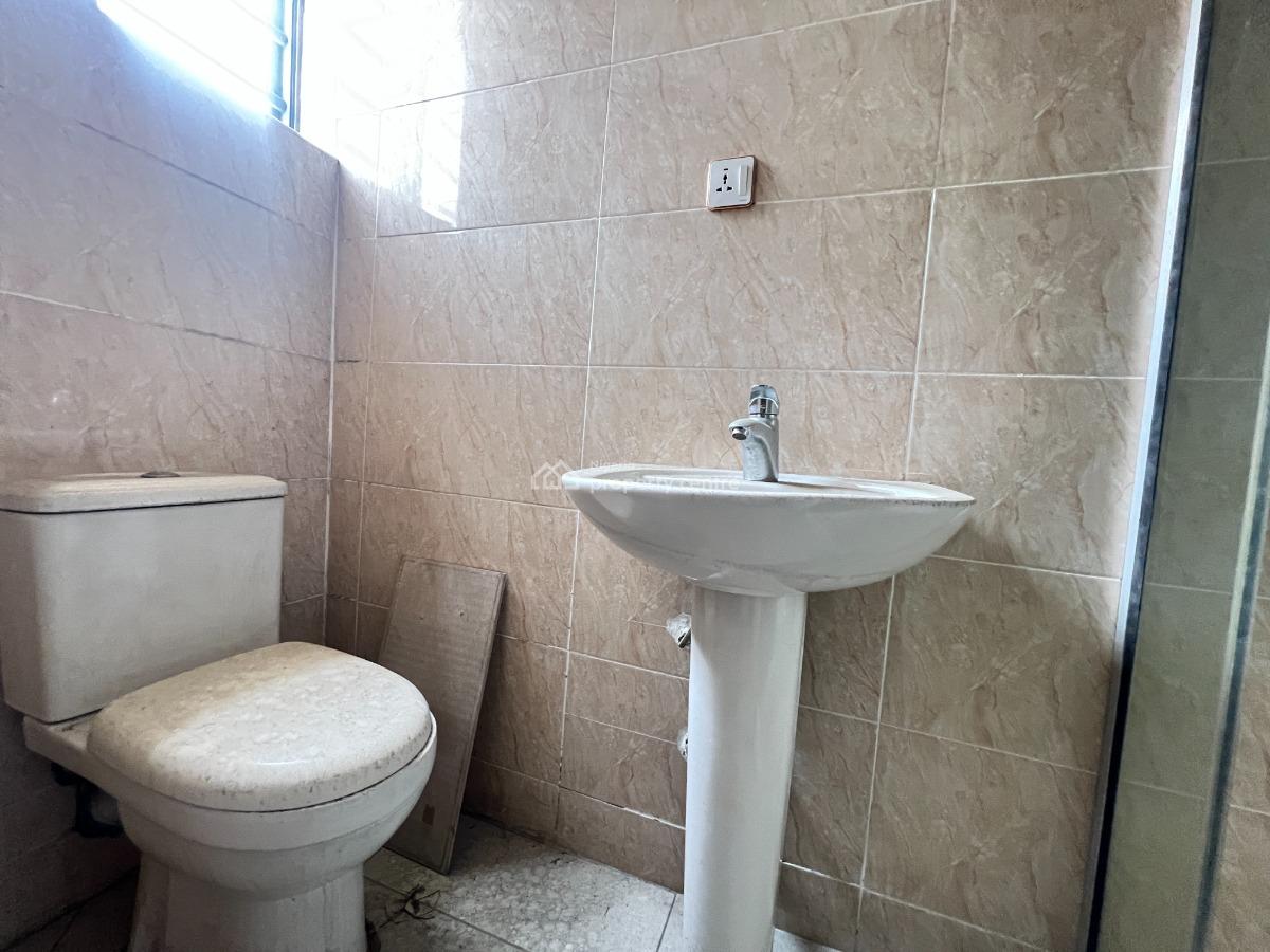 4 Bedroom Terrace Available, Lekki Phase 2, Lekki, Lagos, Terraced Duplex for Sale