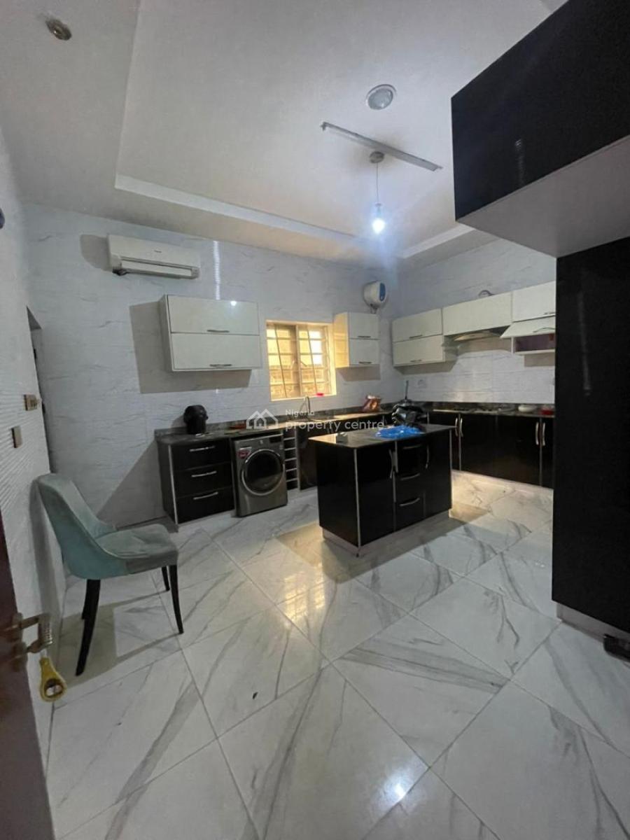 5 Bedroom Detached Duplex with Bq, Chevron, Lekki, Lagos, Commercial Property for Rent