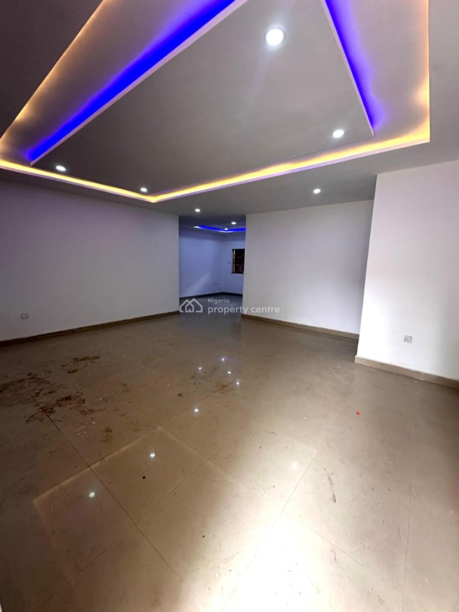 3 Bedroom Apartment, 6th Avenue, Gwarinpa, Abuja, Flat / Apartment for Rent