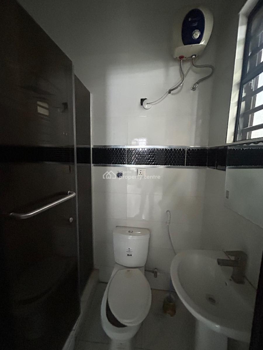 Well Maintained and Spacious Selfcon, Osapa, Lekki, Lagos, Self Contain (single Rooms) for Rent