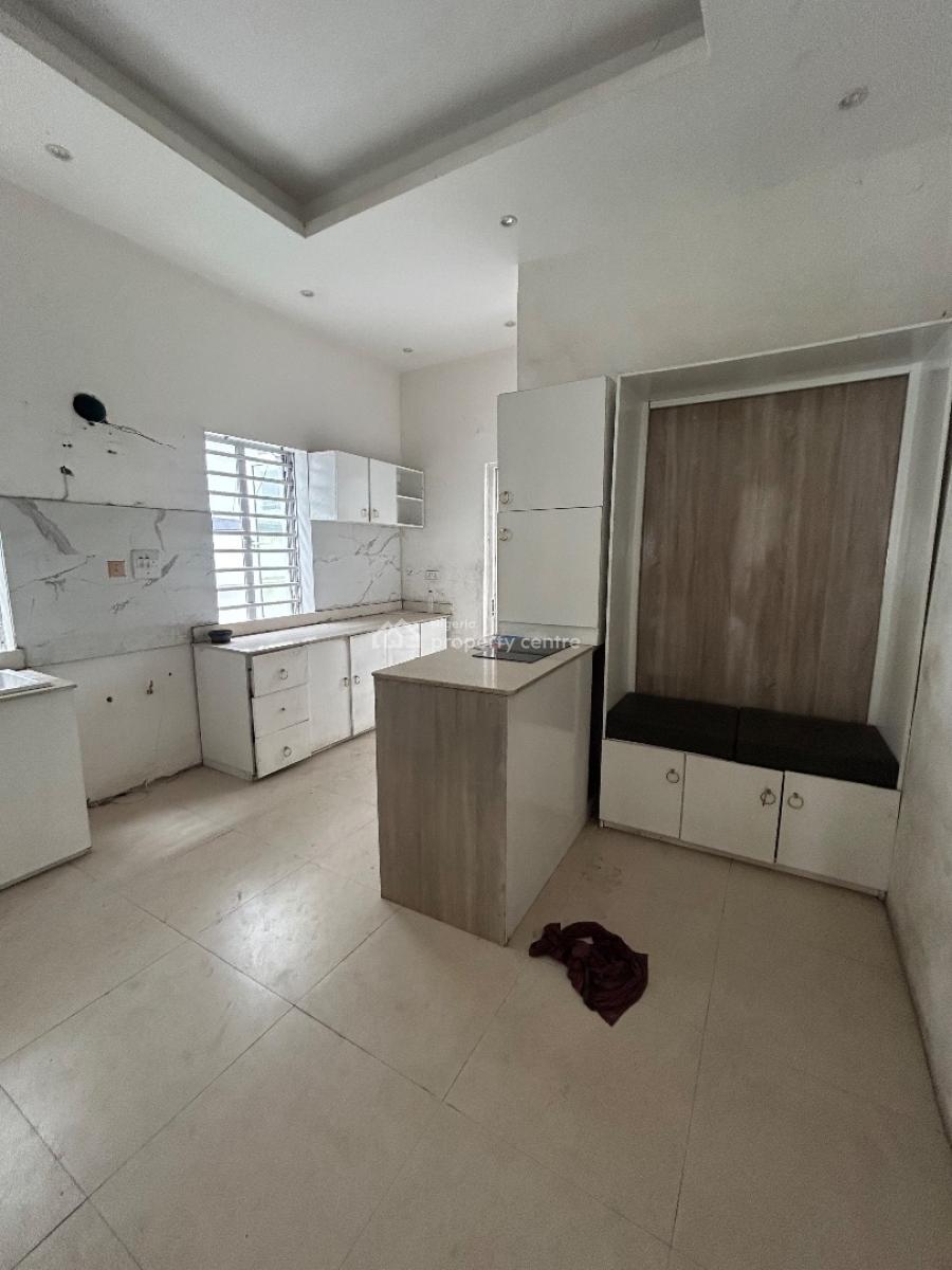 Well Maintained and Spacious Selfcon, Osapa, Lekki, Lagos, Self Contain (single Rooms) for Rent