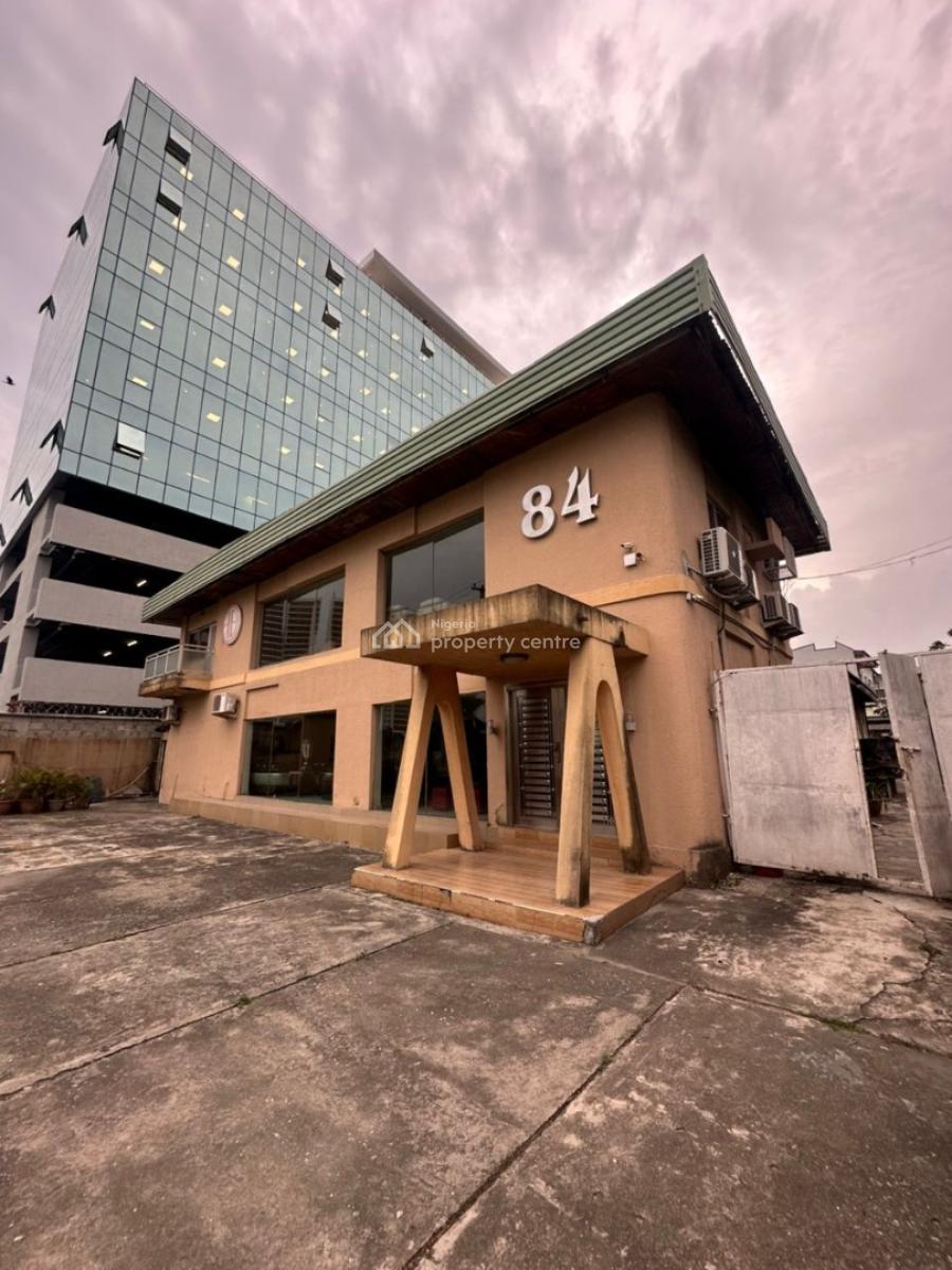 Commercial Building with Warehouse Behind on a Busy Road, Victoria Island (vi), Lagos, Commercial Property for Rent