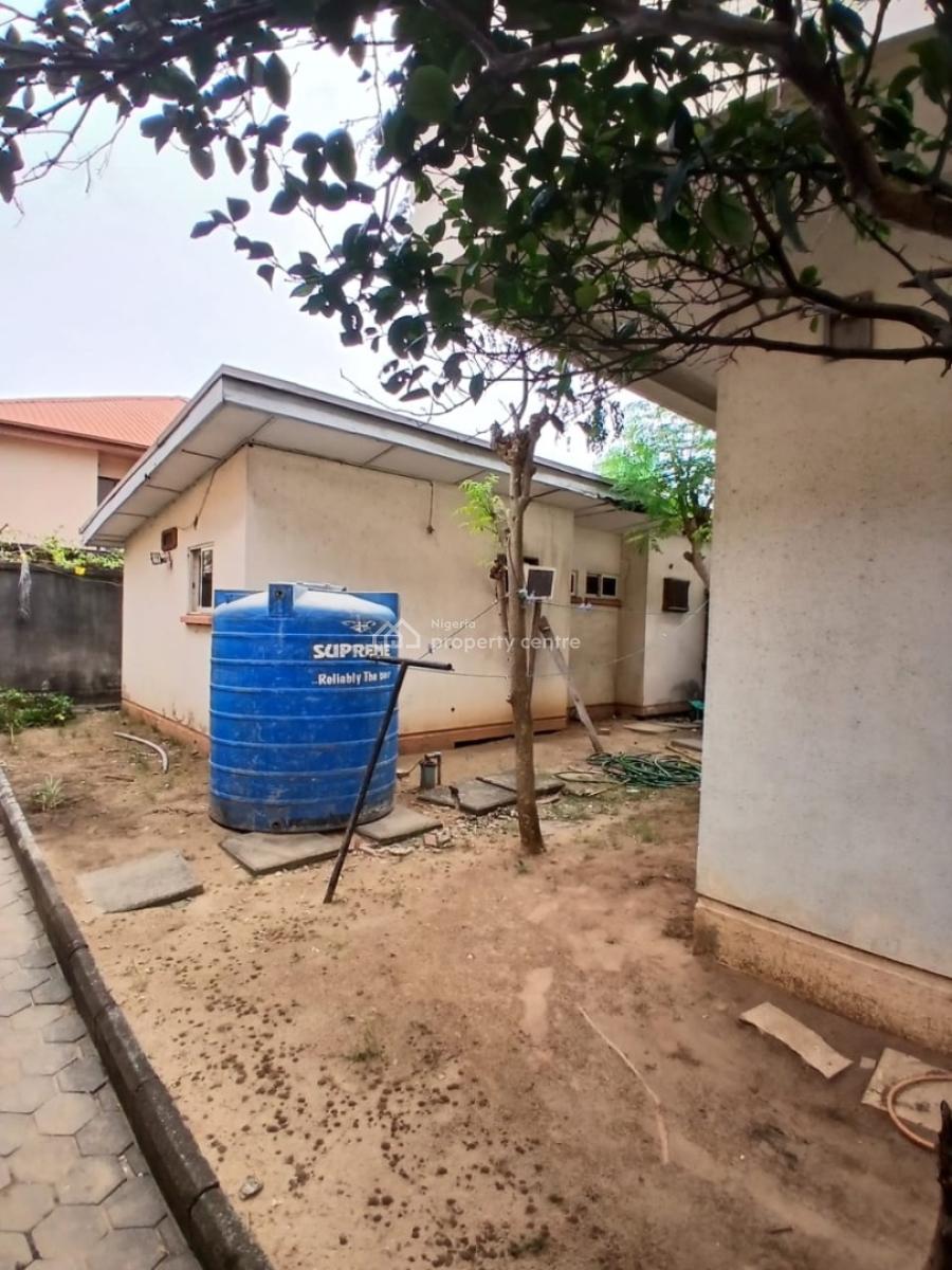 Luxury 4 Bedroom Semi Detached House with 2 Bq, Lekki Phase 1, Lekki, Lagos, Semi-detached Duplex for Rent