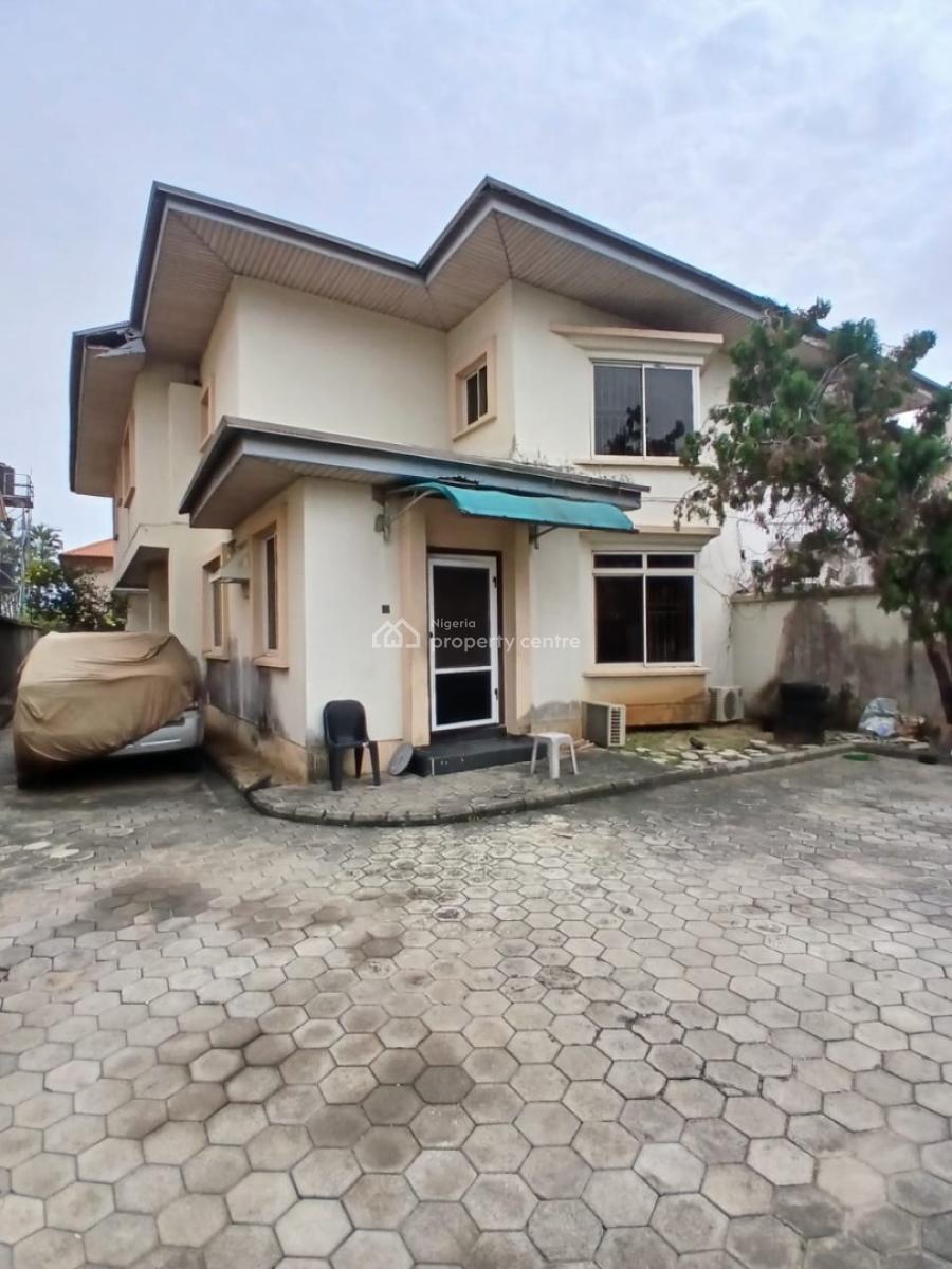 Luxury 4 Bedroom Semi Detached House with 2 Bq, Lekki Phase 1, Lekki, Lagos, Semi-detached Duplex for Rent