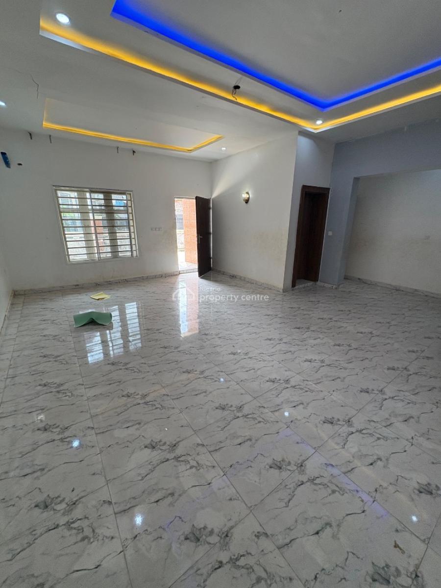 4-bedroom Penthouse Duplex, Von Axis, Lugbe District, Abuja, Detached Duplex for Sale