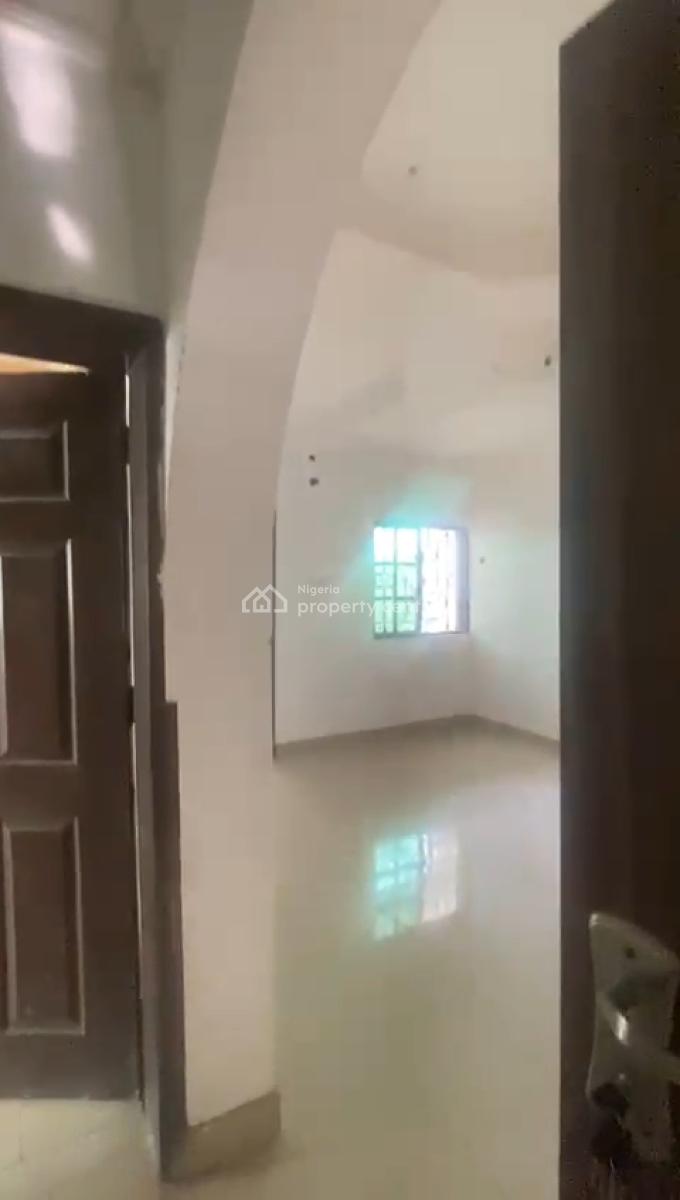 a Standard 2bedroom Penthouse, Chevy View Estate, Lekki, Lagos, Flat / Apartment for Rent