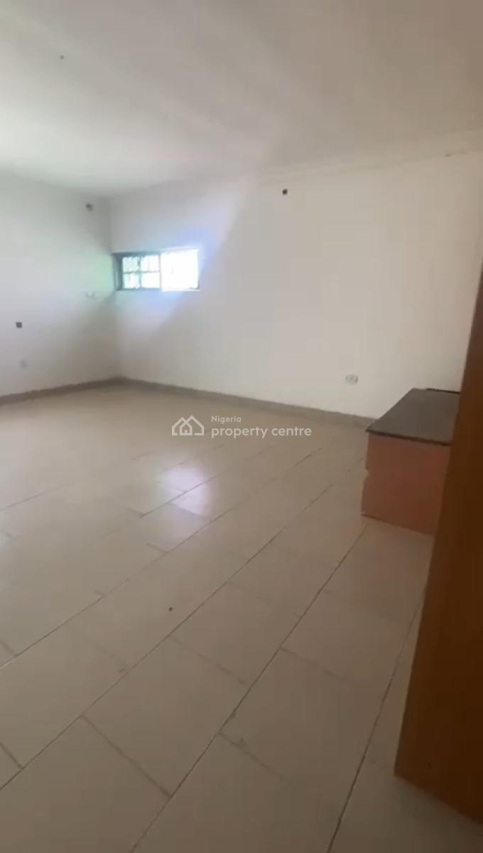 a Standard 2bedroom Penthouse, Chevy View Estate, Lekki, Lagos, Flat / Apartment for Rent