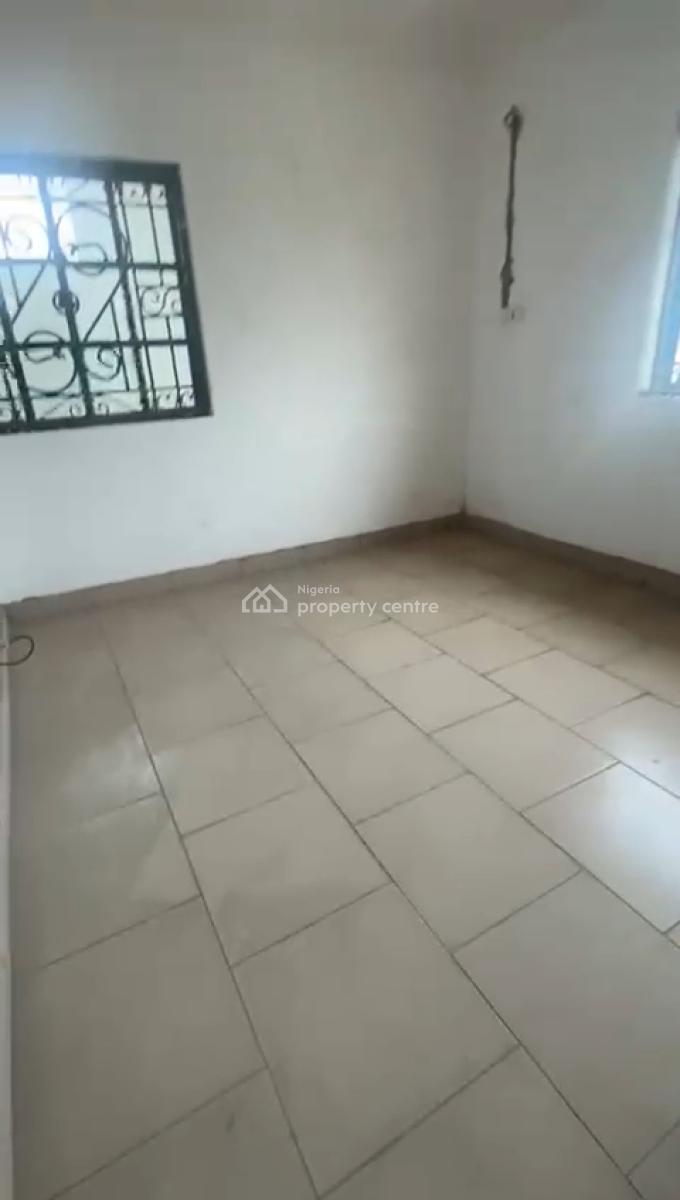 a Standard 2bedroom Penthouse, Chevy View Estate, Lekki, Lagos, Flat / Apartment for Rent