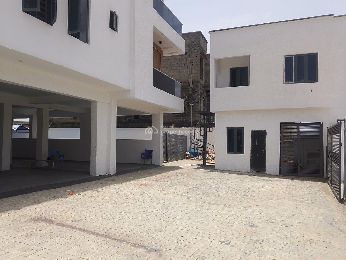 Brand New 3 Bedroom Flat with a Room Bq, Pool , Gym & Elevator, Off Kunsenla Road, Ikate Elegushi, Lekki, Lagos, Flat / Apartment for Sale