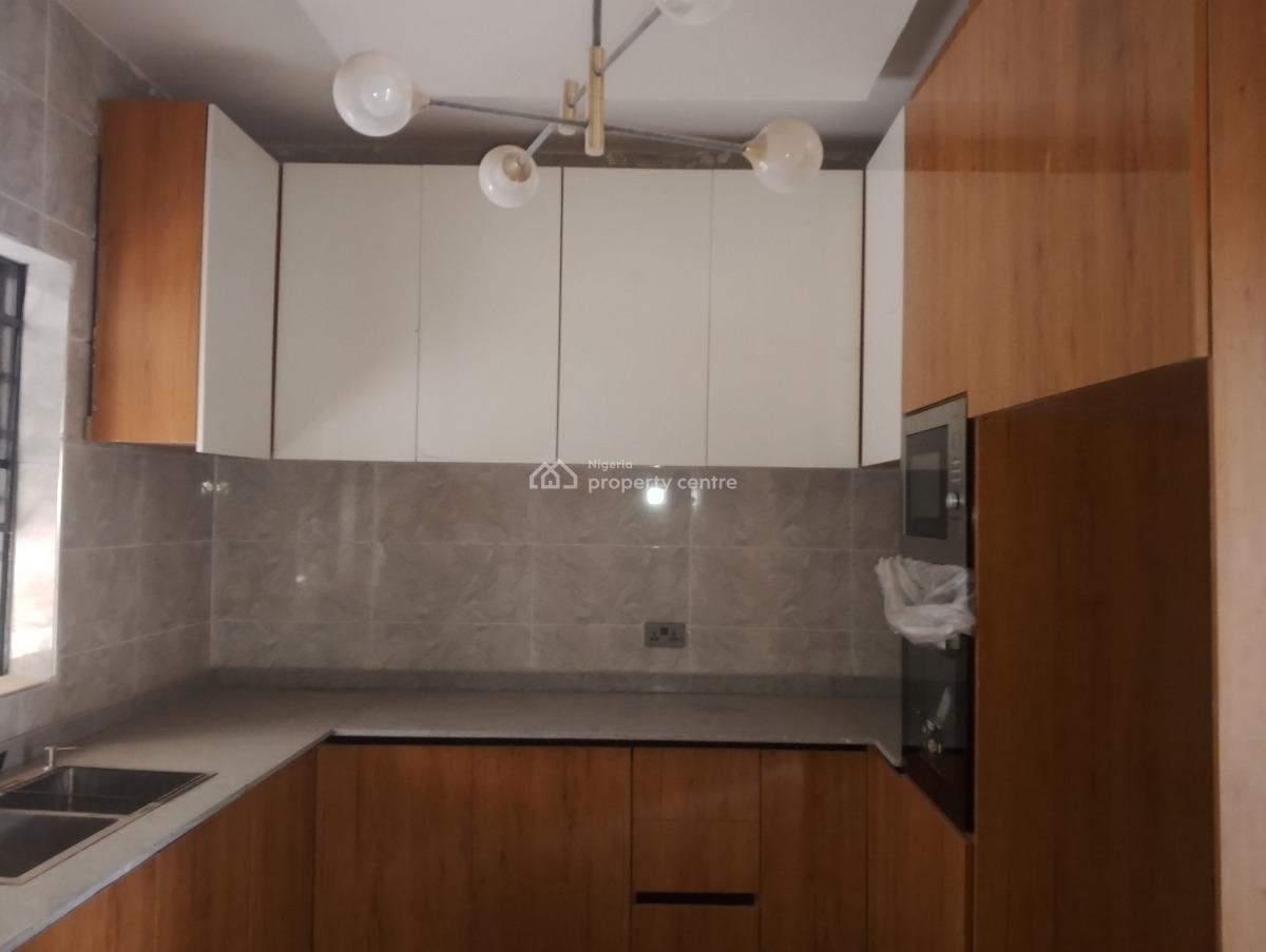 Brand New 3 Bedroom Flat with a Room Bq, Pool , Gym & Elevator, Off Kunsenla Road, Ikate Elegushi, Lekki, Lagos, Flat / Apartment for Sale