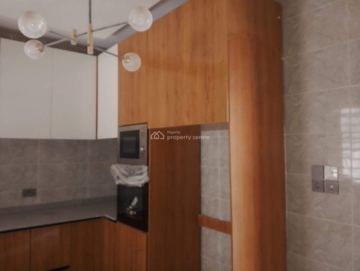 Brand New 3 Bedroom Flat with a Room Bq, Pool , Gym & Elevator, Off Kunsenla Road, Ikate Elegushi, Lekki, Lagos, Flat / Apartment for Sale