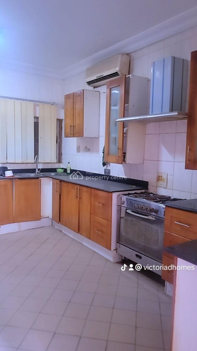 Vintage 3 Bedroom Flat with Lounge and Staff Room, Parkview Estate, Ikoyi, Lagos, Flat / Apartment for Sale