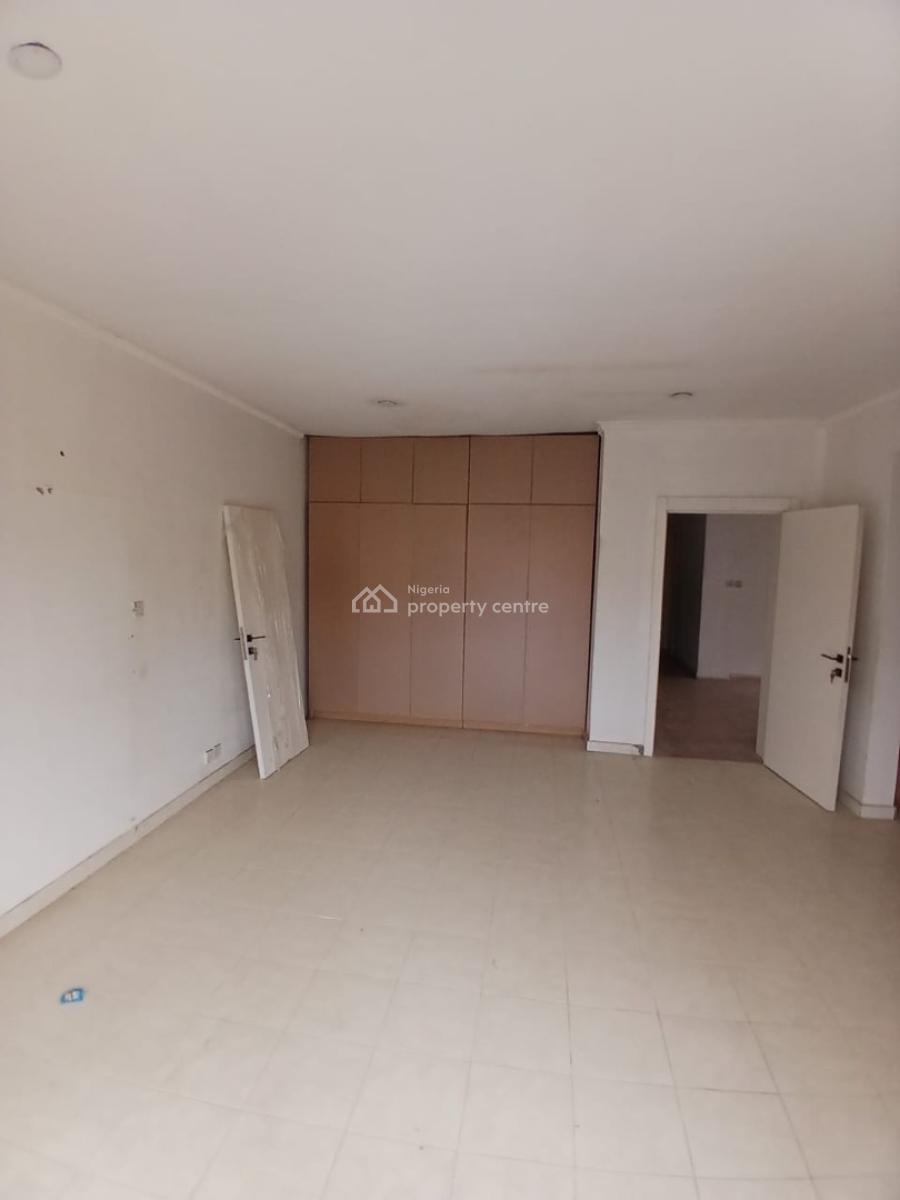 Commercial 4 Bedroom Semi Detached House with 2bq, Lekki Phase 1, Lekki, Lagos, Semi-detached Duplex for Rent