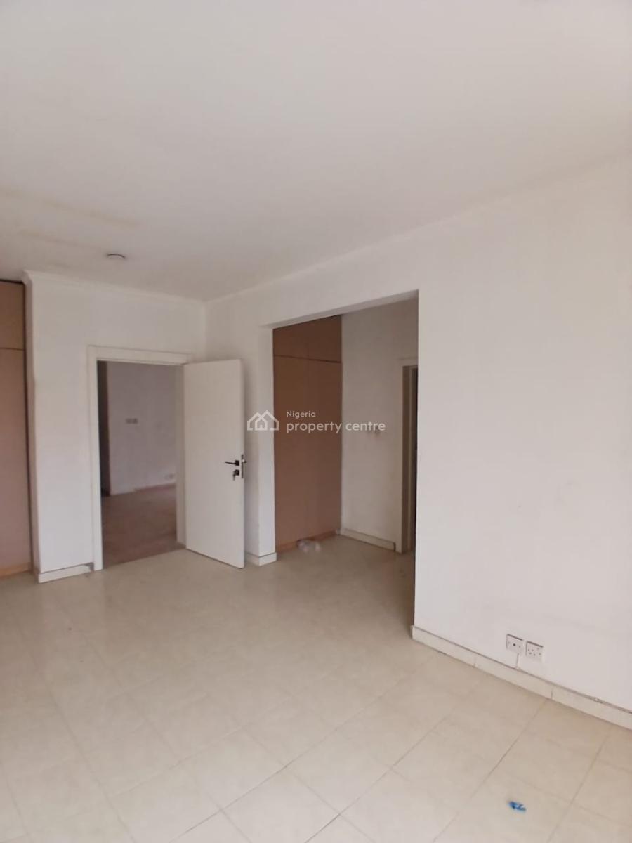 Commercial 4 Bedroom Semi Detached House with 2bq, Lekki Phase 1, Lekki, Lagos, Semi-detached Duplex for Rent