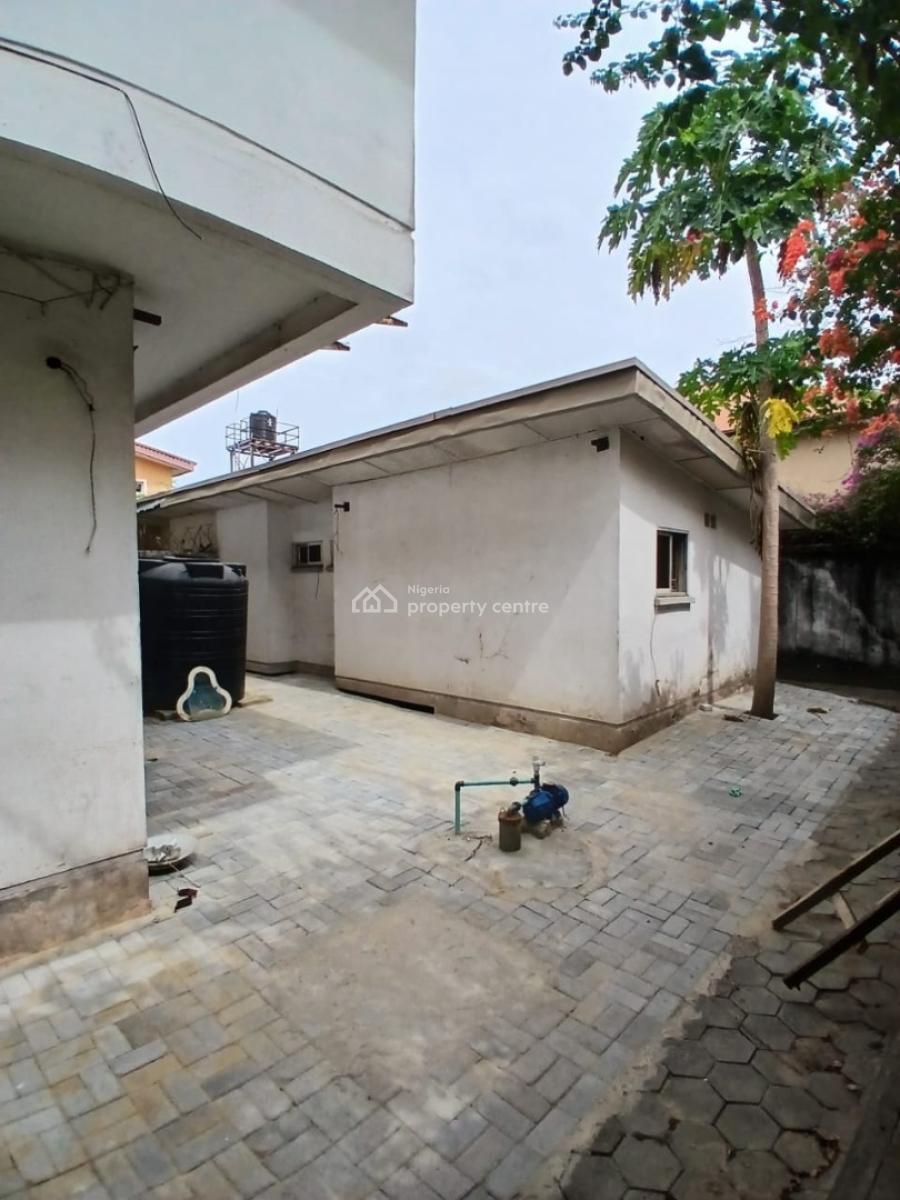 Commercial 4 Bedroom Semi Detached House with 2bq, Lekki Phase 1, Lekki, Lagos, Semi-detached Duplex for Rent