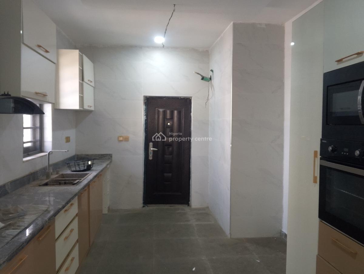 Serviced 4 Bedroom Terrace Duplex with a Room Bq, Opposite Elevation Church, Ikate Elegushi, Lekki, Lagos, Terraced Duplex for Sale