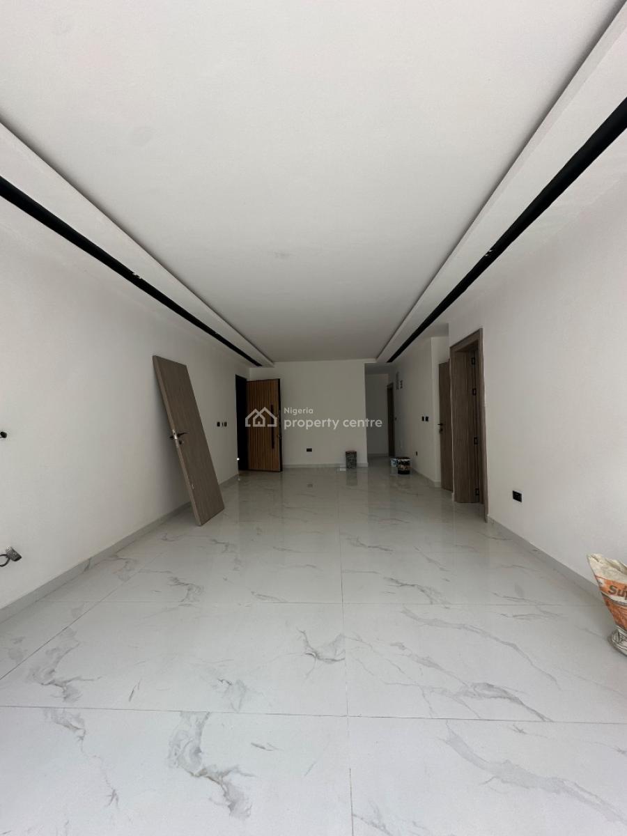 2 Bedroom Apartment with Elevator, Lekki Phase 1, Lekki, Lagos, Flat / Apartment for Sale
