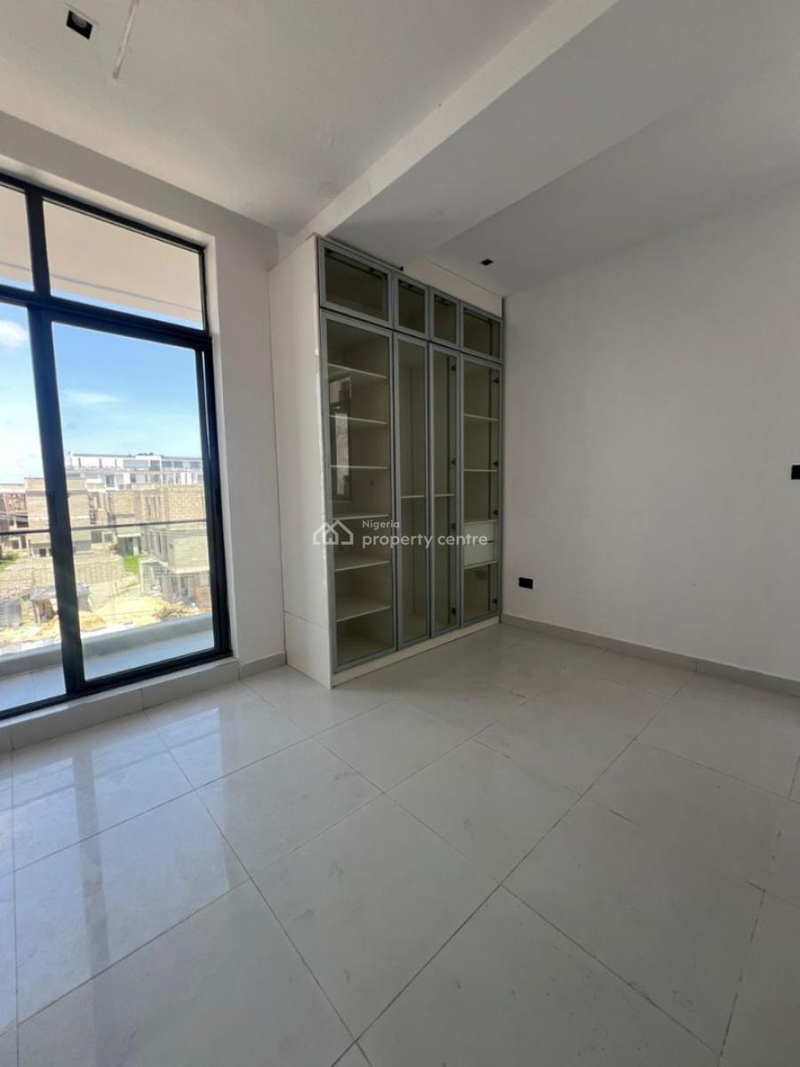 Stunning Newly 2 Bedroom Apartment + Bq Pool & Gym in a Secure Estate, Ikate, Lekki, Lagos, Flat / Apartment for Sale