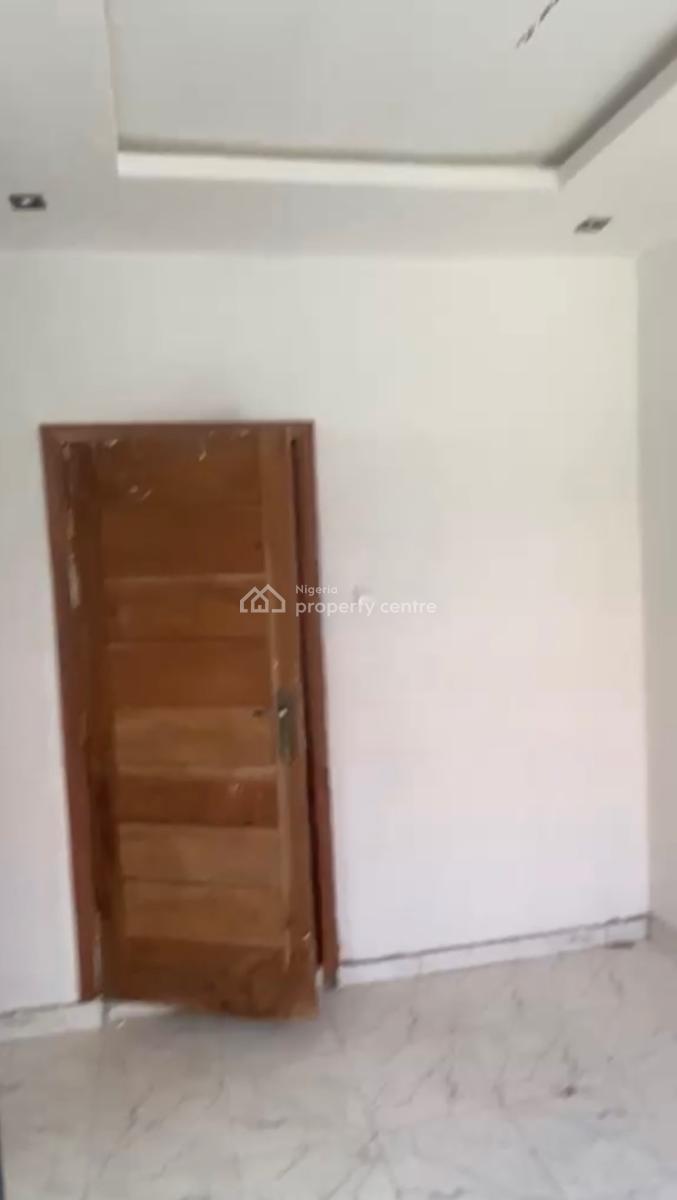 Newly Built Room Self Contain, Upstairs with Balcony, Akoka, Yaba, Lagos, Self Contain (single Rooms) for Rent