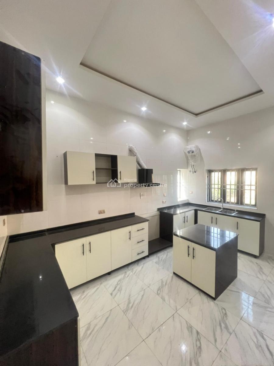 5 Bedroom Fully Detached Duplex, Guzape District, Abuja, Detached Duplex for Sale