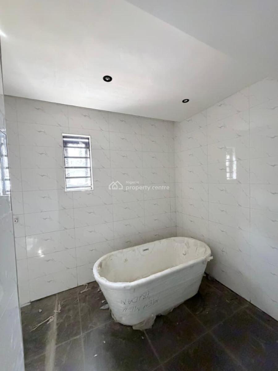 Detached 4 Bedroom Duplex with a Room Bq., Jericho Gra, Ibadan, Oyo, House for Sale