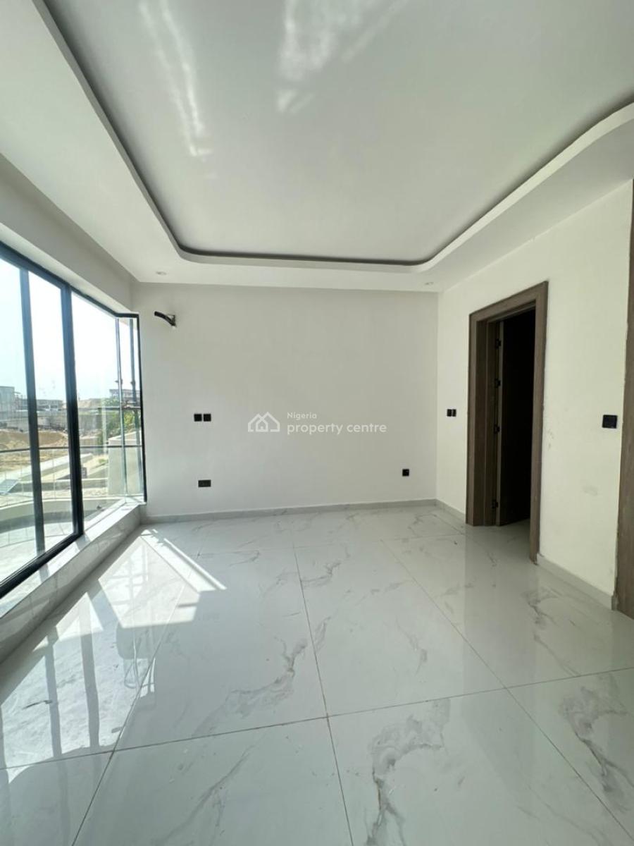 Neatly Finished 2bedroom Apartment (with Elevator)1st Floor), Lekki Phase One ,lekki ,lagos ,nigeria, Lekki Phase 1, Lekki, Lagos, Flat / Apartment for Rent