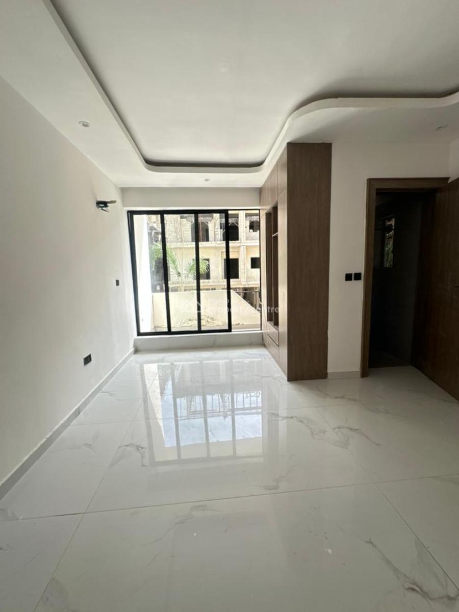 Neatly Finished 2bedroom Apartment (with Elevator)1st Floor), Lekki Phase One ,lekki ,lagos ,nigeria, Lekki Phase 1, Lekki, Lagos, Flat / Apartment for Rent