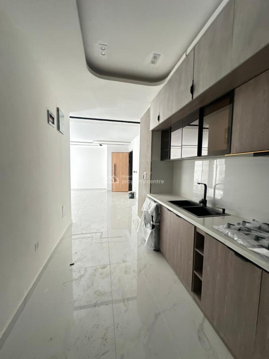 Neatly Finished 2bedroom Apartment (with Elevator)1st Floor), Lekki Phase One ,lekki ,lagos ,nigeria, Lekki Phase 1, Lekki, Lagos, Flat / Apartment for Rent