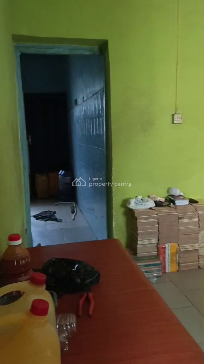 3 Bedroom Flat, Abesan Estate, Ipaja, Lagos, Flat / Apartment for Sale